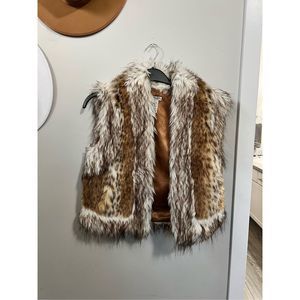Cache Women's Brown Tan Lined Leopard Faux Fur Vest Size Medium